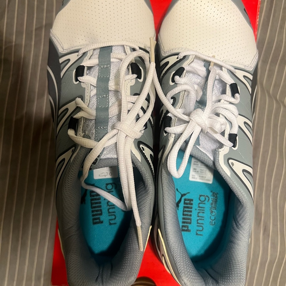 Brand New in Box! Puma White and Gray Black Tradewind Athletic Sneakers